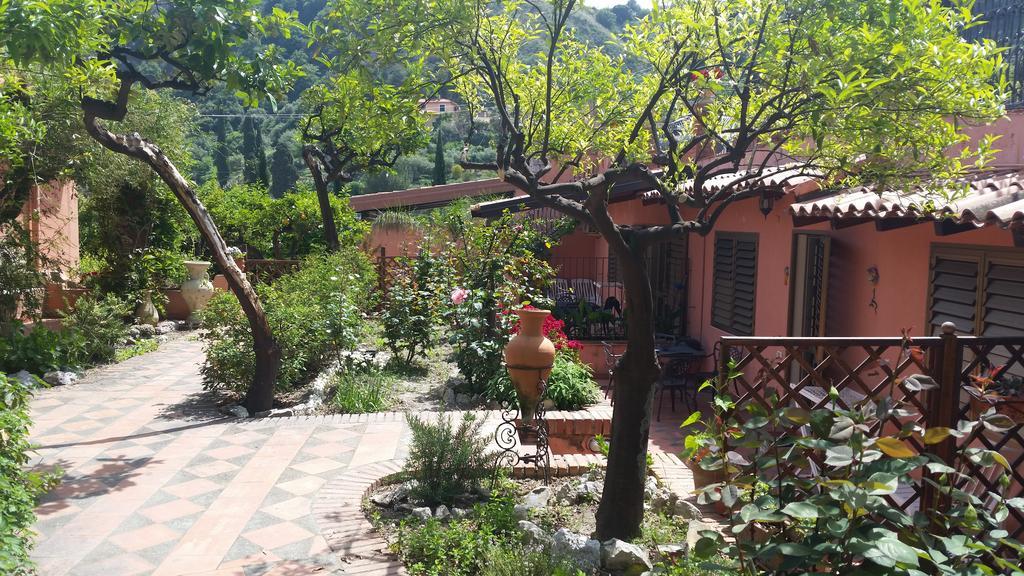 Villa Carmelas Taormina Exterior foto